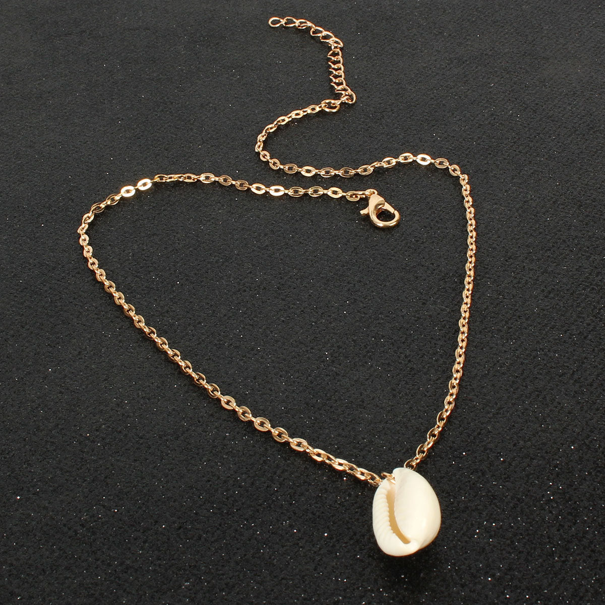 Single layer beach shell necklace, personalized fashionable clavicle chain, simple sweater chain