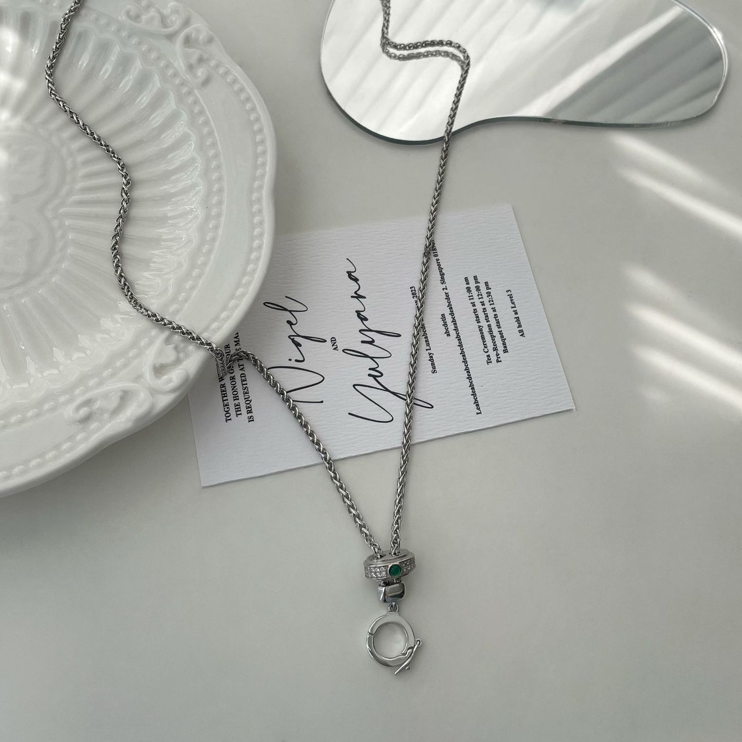 Light luxury sterling silver necklace