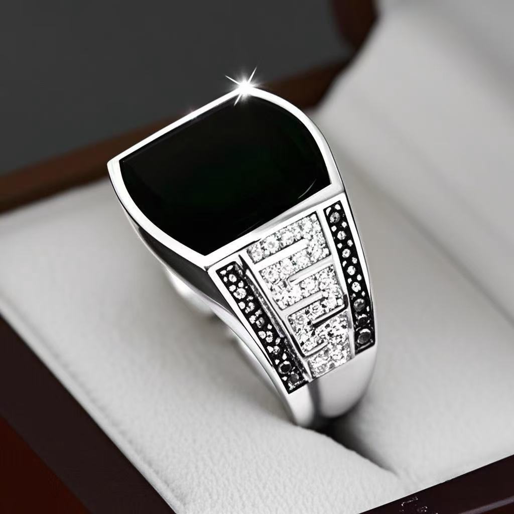 Cross-border hot European and American hot sale gold wideface set with black diamonds men's hand ornament retro fashion hip-hop full diamond ring